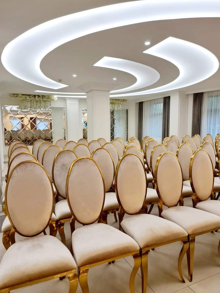 Noblesse Hall – Signature Space for Refined Events