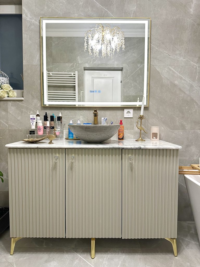 Timeless Elegance Living